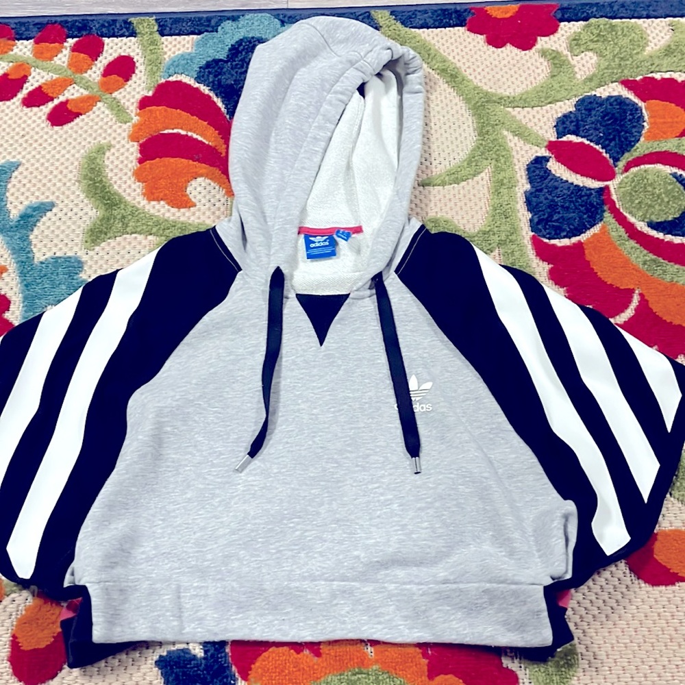 Adidas Poncho/Sweatshirt w/ hood
